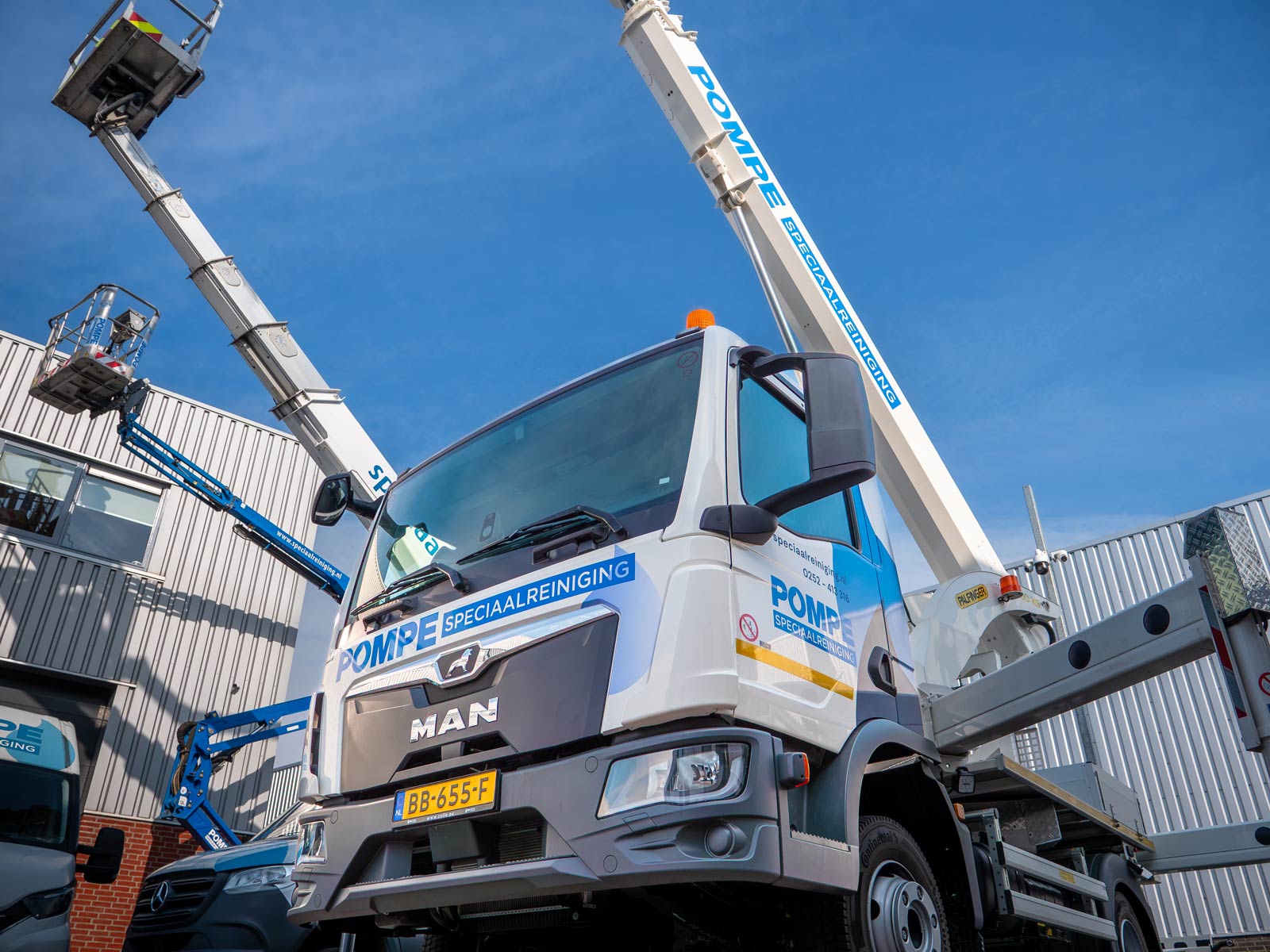 Pompe-Speciaalreiniging-Lisse-wagenpark