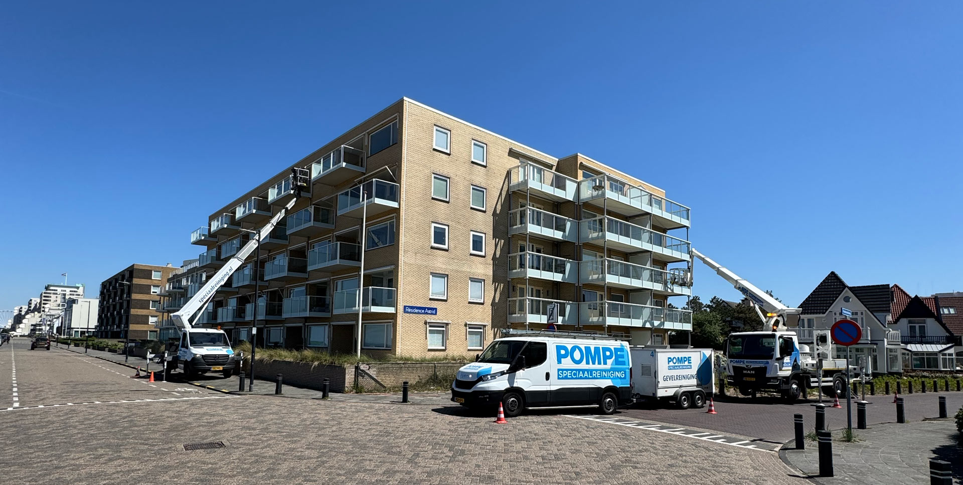 hoogwerker-noordwijk-aan-zee_pompe-speciaalreiniging